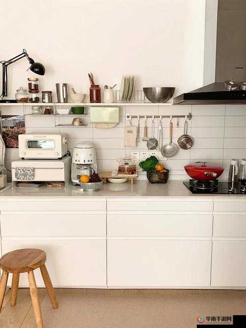 厨房一次又一次索要刷碗穆天阳厨房智慧：探究其中的秘诀与乐趣