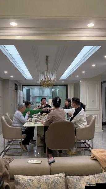 大团圆结亲情会王芳高敏：共赴温馨时刻续写家族温暖篇章