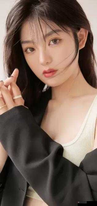 蜜丝婷大草莓和小草莓对比：哪款更适合你？