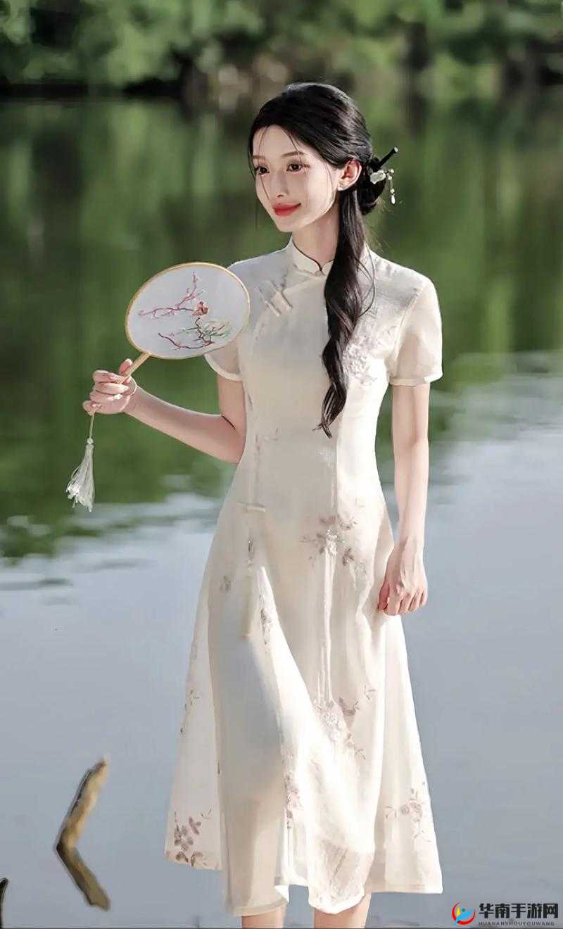 糖心旗袍茶艺老师 NANA ：优雅演绎传统与现代之美