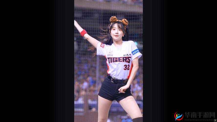 体育生猛揍侮辱自己的拉拉队队长