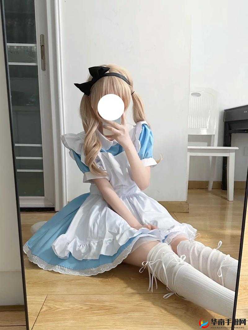 玩奶女仆师生色文章：师生禁忌之恋的禁忌诱惑