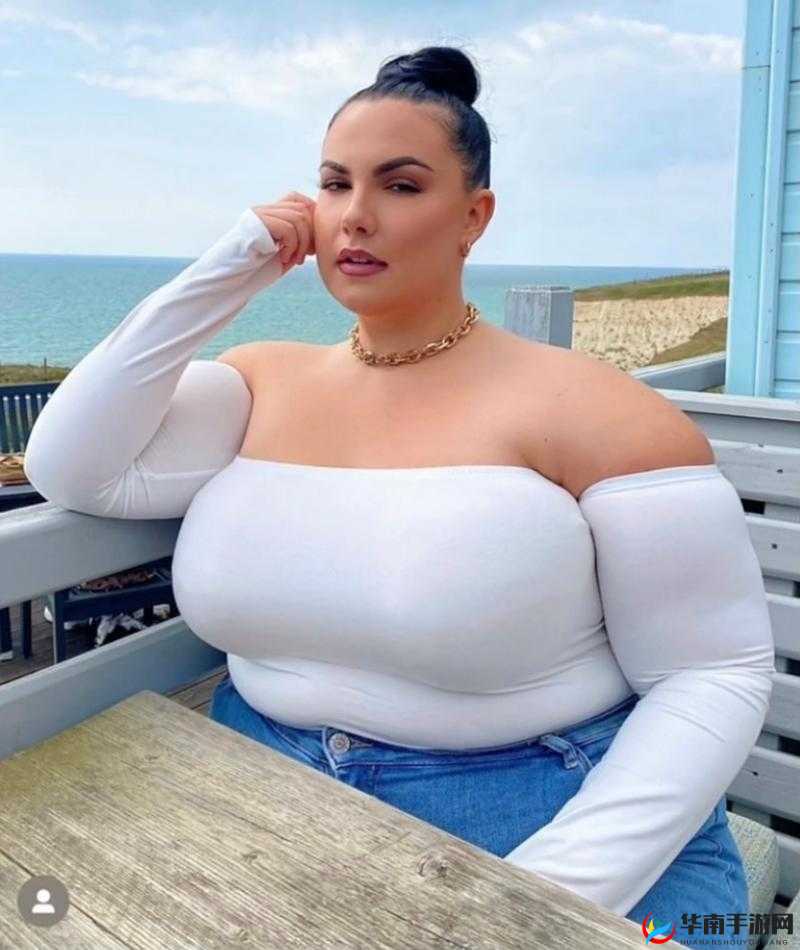 超级大乳 BBWBBW 乃 BW 的独特魅力与精彩呈现