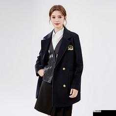 秋水伊人 2024 黑色毛呢外套内容免费无需会员：时尚魅力轻松拥有