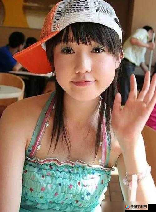 张悠雨大胆打开玉门大腿:美丽与性感的完美融合