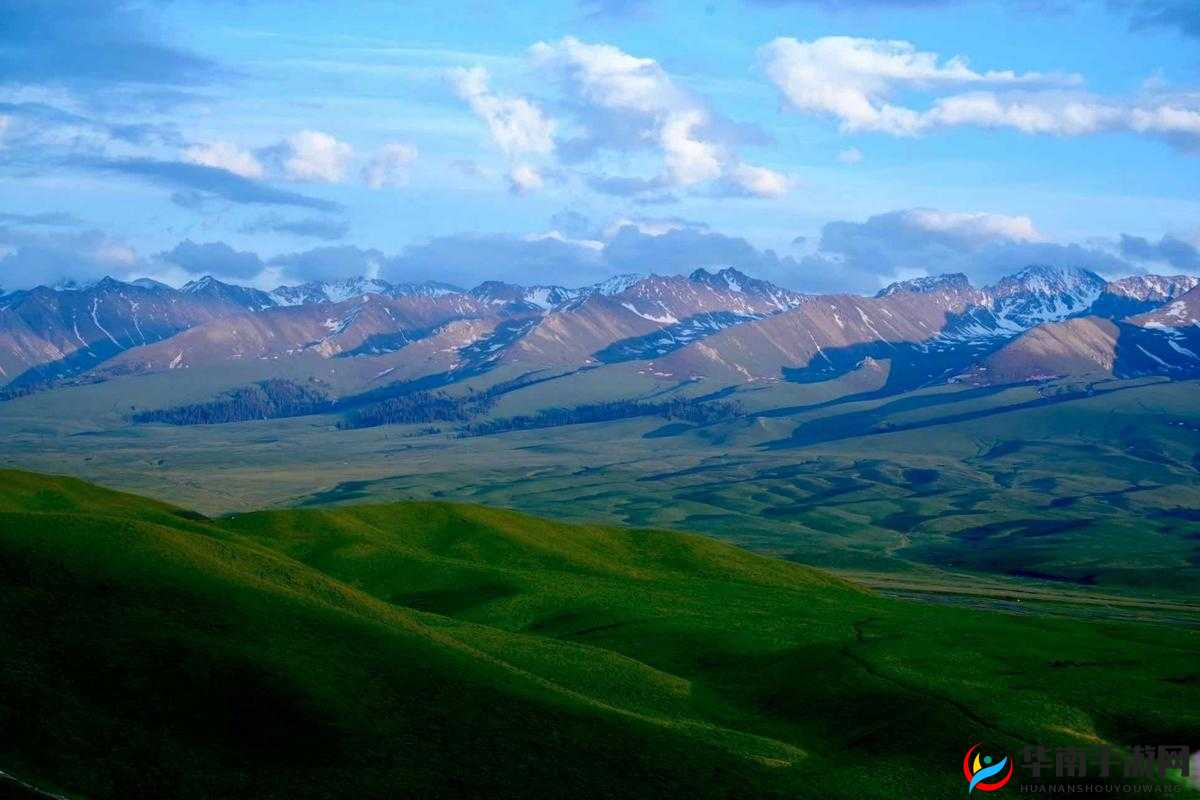 中国新疆广袤地域蕴含无限魅力与可能