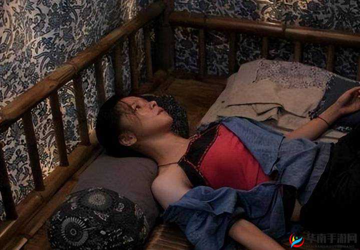 老妇肛交：违背伦理道德的禁忌行为