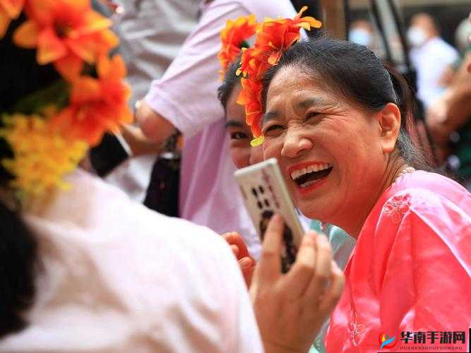 百姓阁自拍：记录生活中的美好瞬间与自我展现