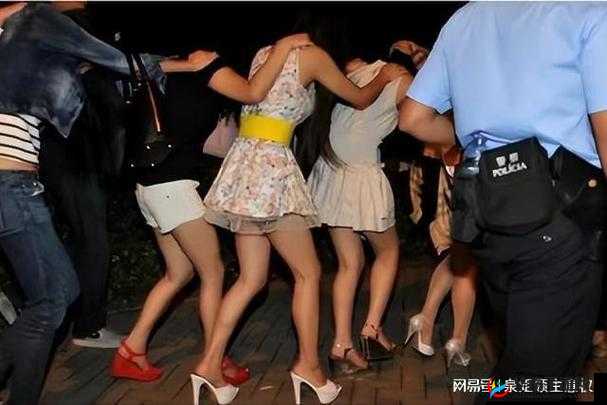 女强男：一场力量悬殊的激情碰撞