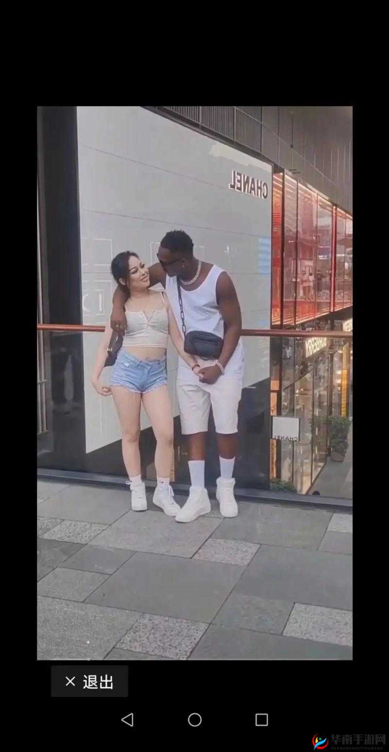 黑人洋妞与亚裔的大胆混交故事探讨