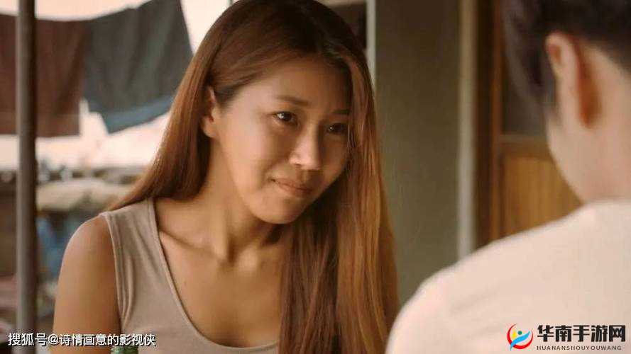 另类综合激情艳母：超越传统的情感与欲望交织