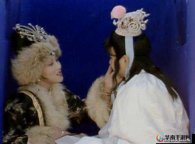 宝玉与王熙凤和平儿之间的奇妙情境探讨