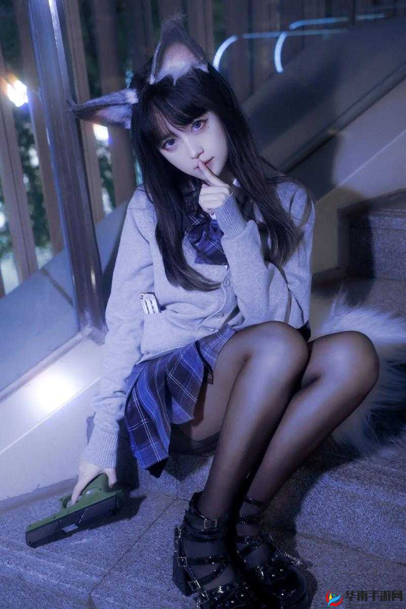 ：令人血脉贲张的校园激情：爆操 JK 美女