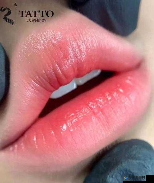 水乳交融般的美妆技巧与唇齿相依的完美搭配