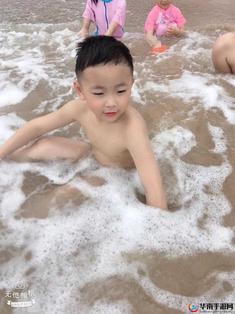 10 岁女孩可以光溜溜去游泳吗：探讨儿童游泳着装规范