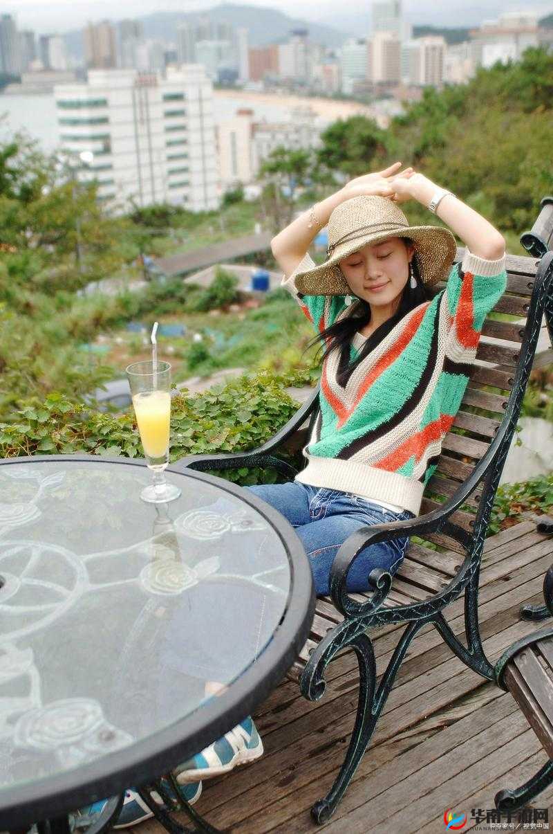 人妻女上司的职场风云与家庭生活的奇妙交织