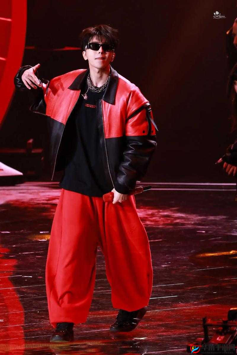 坤哥跳舞视频：展现精彩舞姿与独特魅力的视觉盛宴