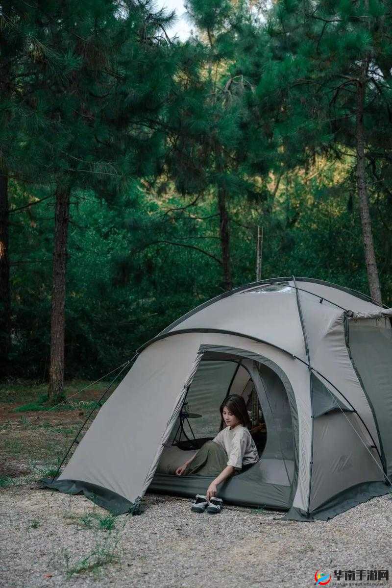 旅游野外 2 人住宿帐篷：畅享自然的私密温馨空间