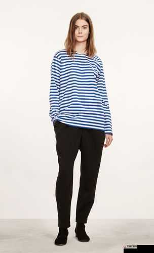 Whiteblue 方便的便衣：时尚与实用的完美融合典范