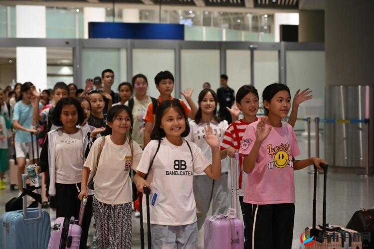 双胞胎姐妹齐上阵一：携手共赴梦想之旅展风采