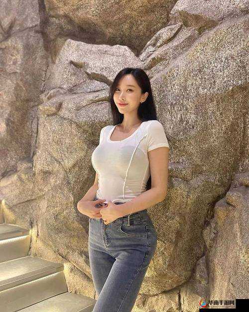 极品少妇的巅峰性体验：freeseX 顶级少妇 HD 性欧