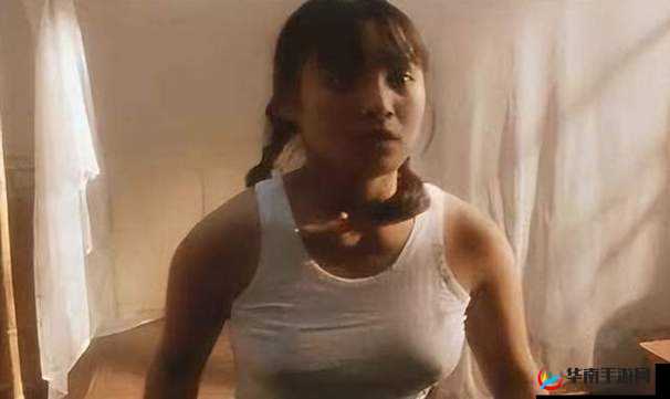 美女露胸无遮挡无马赛克羞羞：如此春光外泄，你敢看吗？