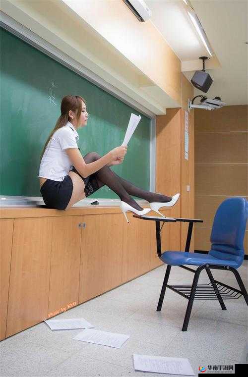 极品女教师：tobu8-HD68 激情演绎师生禁忌之恋