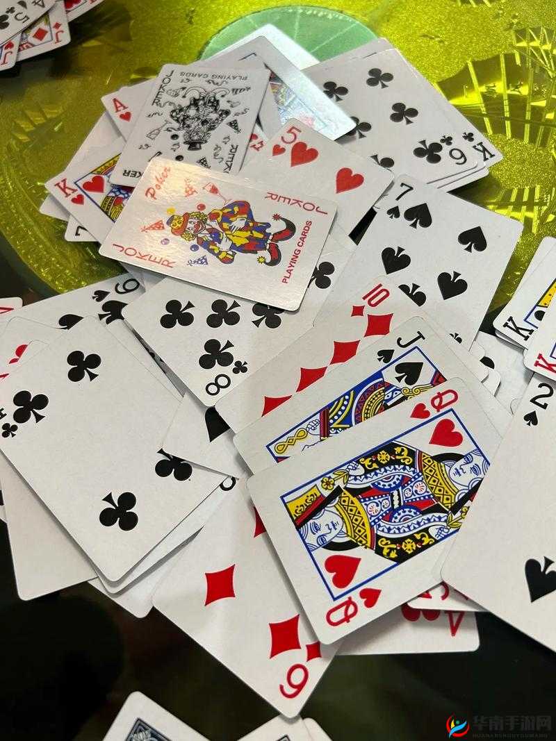 当初中生打扑克时：探索青春与游戏的边界