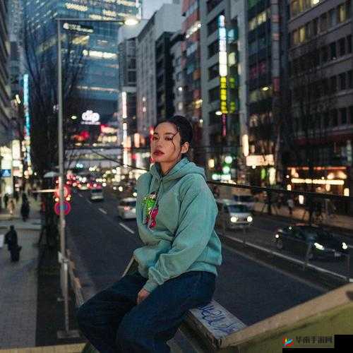 日本第一 Rapper 以独特风格引领嘻哈新潮流