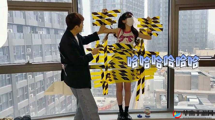 警察脚底心遭刷子恶意刷拭事件引发关注