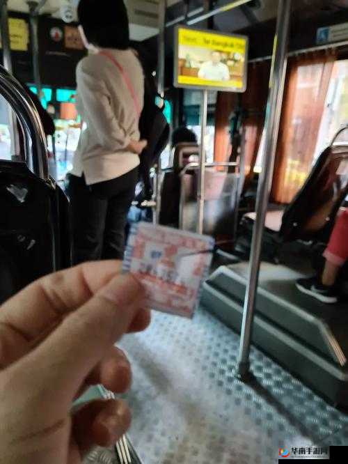 小扫货水能么多叫出来的公车图片引发热议