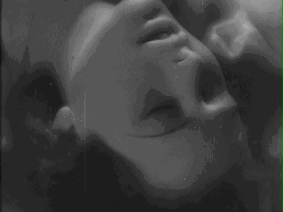 1013 女处被破的免费视频：她的第一次就这样没了