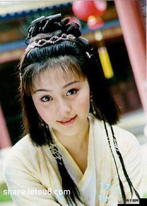 抬头镜子接合处独特玩法的新奇探索与趣味呈现