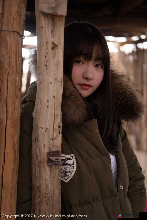 男生女生一起嗟嗟嗟很痛真人：一段真实而令人心痛的经历