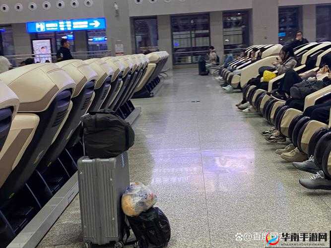 颠簸的公交车：一段充满未知与挑战的旅途体验