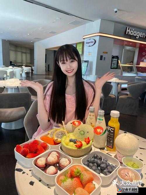 上吃美食下敷面膜：惬意生活新体验