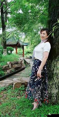 FREEZEFRAME 丰满老妇的别样魅力与故事