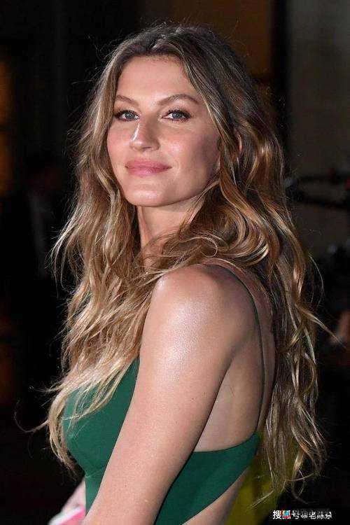 ：震惊大量禽 2o2o 与欧美人进行不可描述的性行为