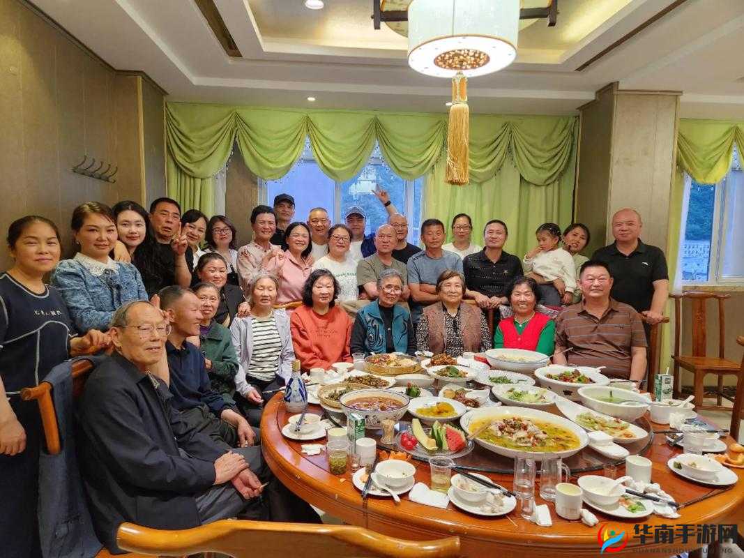 大团圆结亲情会第一章：温馨相聚共叙家族深厚情谊