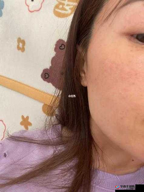 一面亲上边一面膜下边的奇妙护肤体验