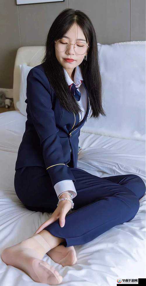 亚洲国产精品久久久久制服：独特魅力引领时尚潮流