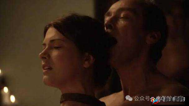 成为女王的厕所奴隶：顺从与屈辱的极致体验