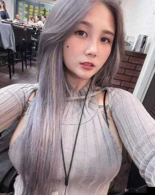 孟若羽三级：成人影片女主角的争议与反思