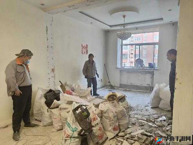 9 个装修工人装修邻居家，我被吵得不得安宁