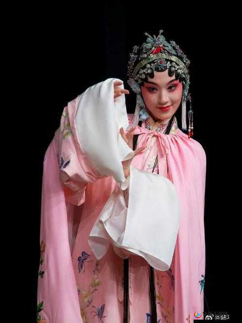 崔莺莺的叱户要出来了：一段鲜为人知的情感波折