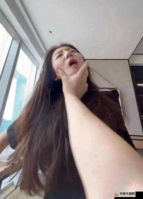 张津渝和吕知樾三部曲：职场情感纠葛与人性挣扎