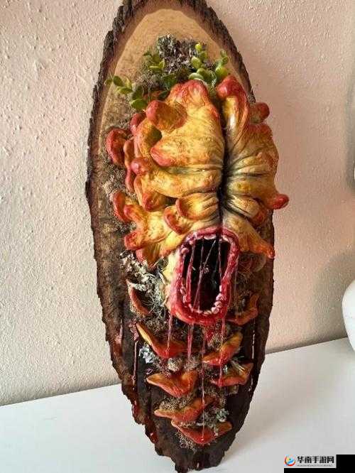 玩家母亲制作美末循声者雕塑：背后的独特创意与深沉母爱