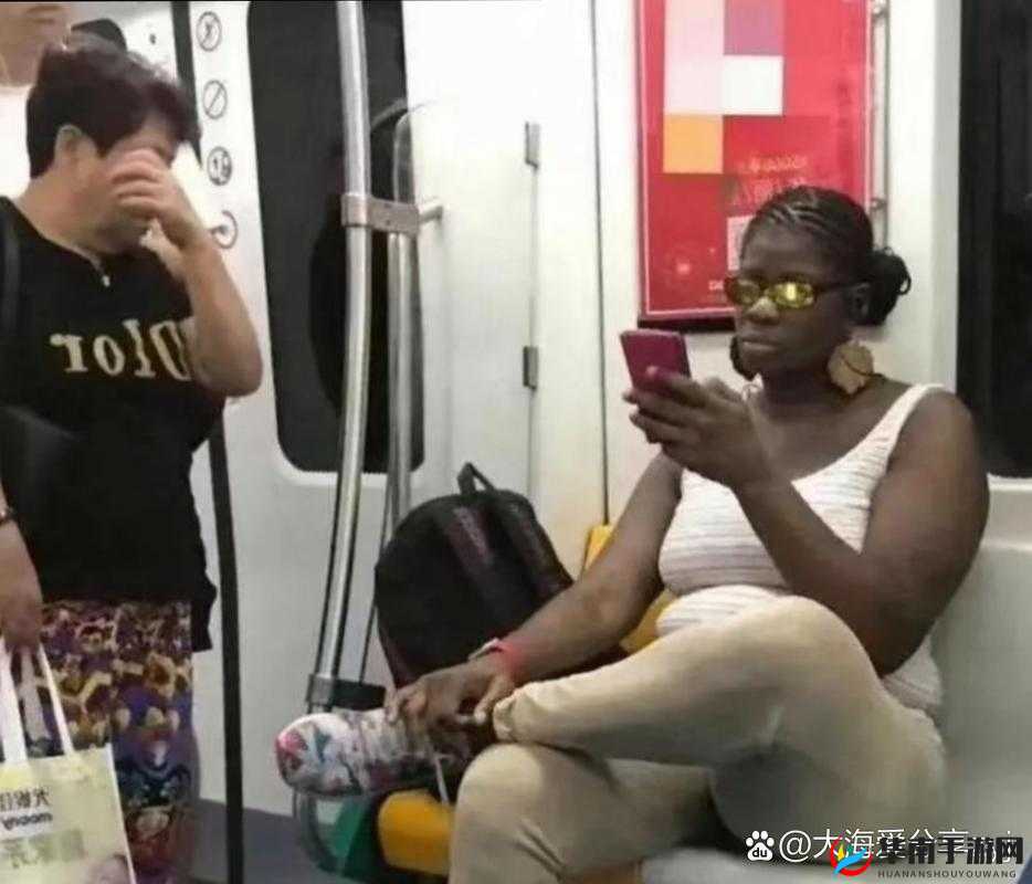 黑人公交车上的多人高 cH 行为引发热议
