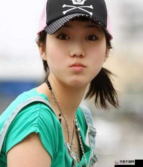 张悠雨玉门打开大腿张开:性感女神的私密瞬间