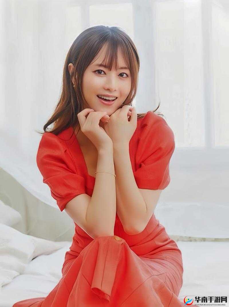 吉泽明步大象影视：成人影片界的璀璨之星